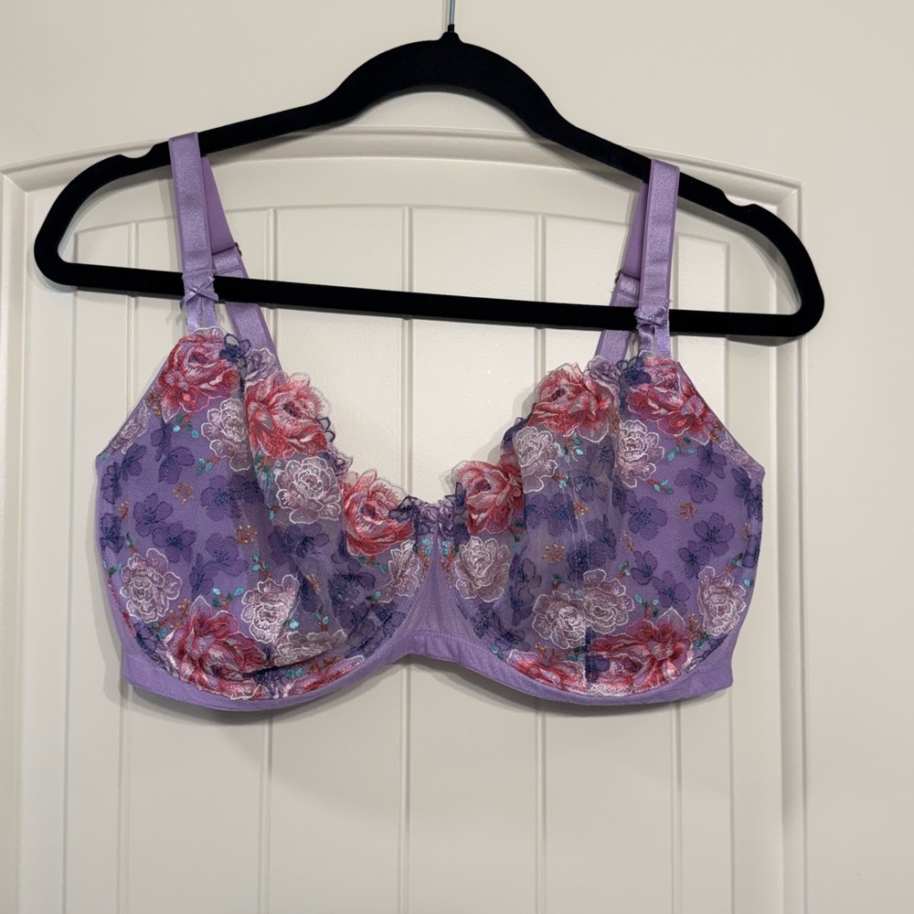 Victoria’s Secret Dream Angels push-up without padding bra size 36G
